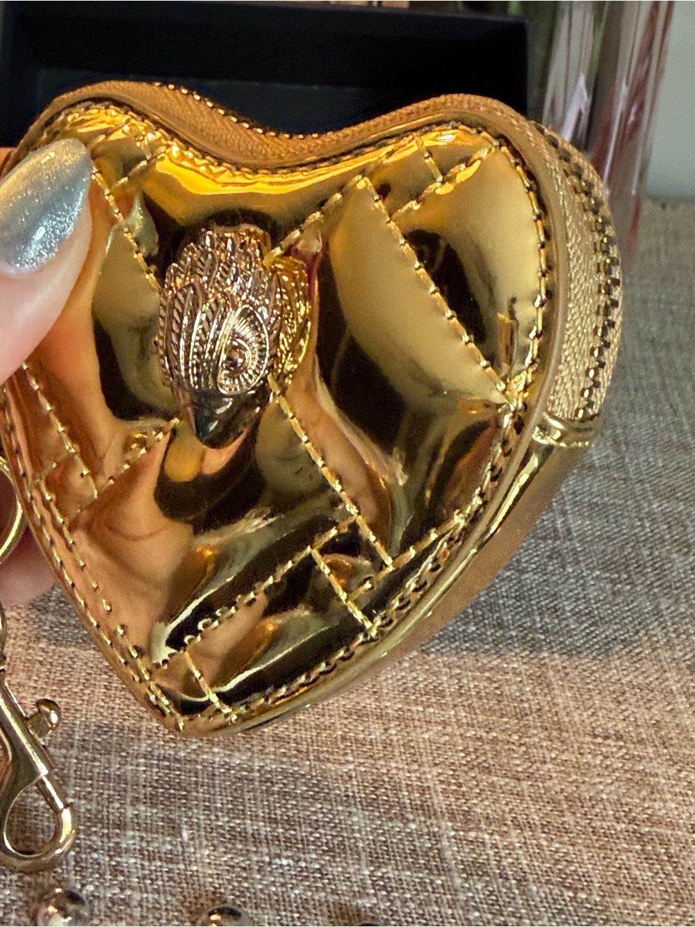NIB Kurt Geiger Kensington quilted Goldtone heart charm keychain - Picture 3 of 12